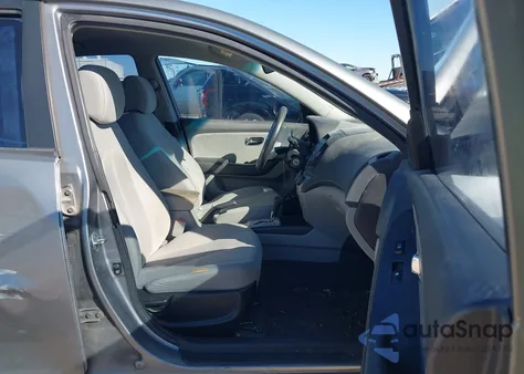 2010 Hyundai Elantra Gls z USA, uszkodzony, nr VIN KMHDU4AD7AU177987